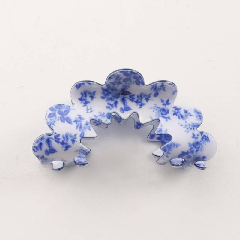 Classy Girl Claw Clip