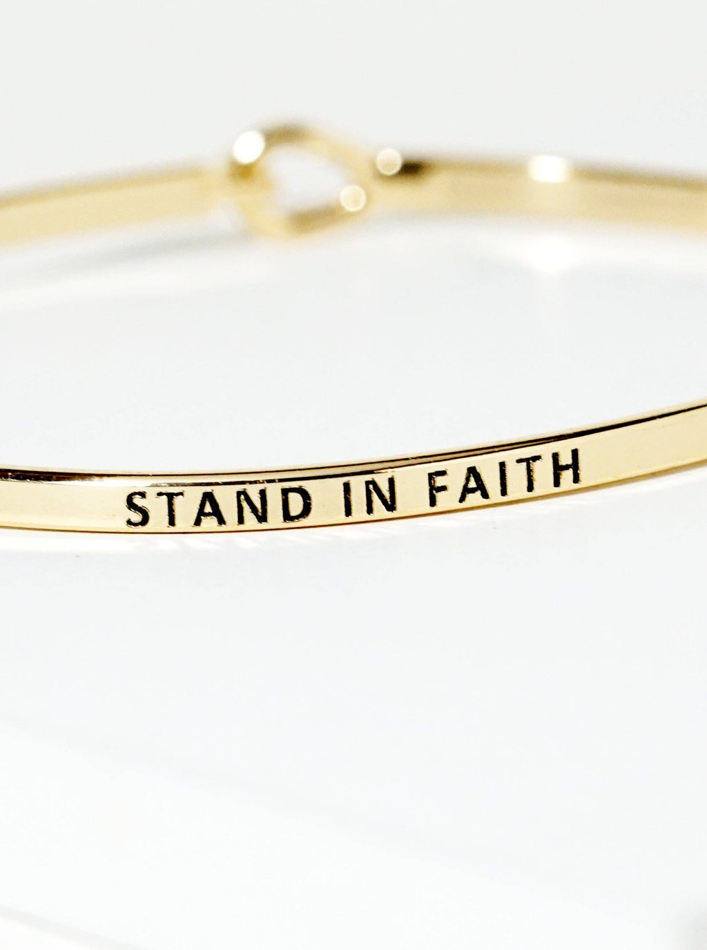 “Stand In Faith” Bangle Bracelet (Gold)